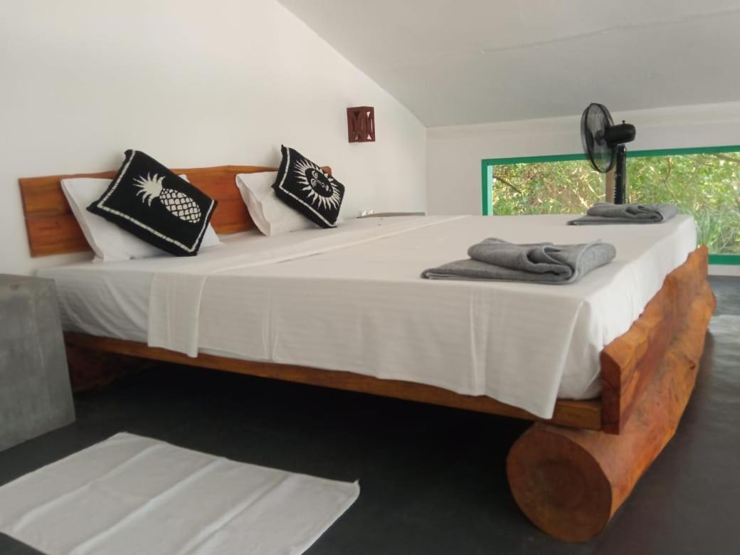 Beach House Kalukatiya - Family Villa, Seaview Room, Garden Room Dikwella Sur Exterior foto