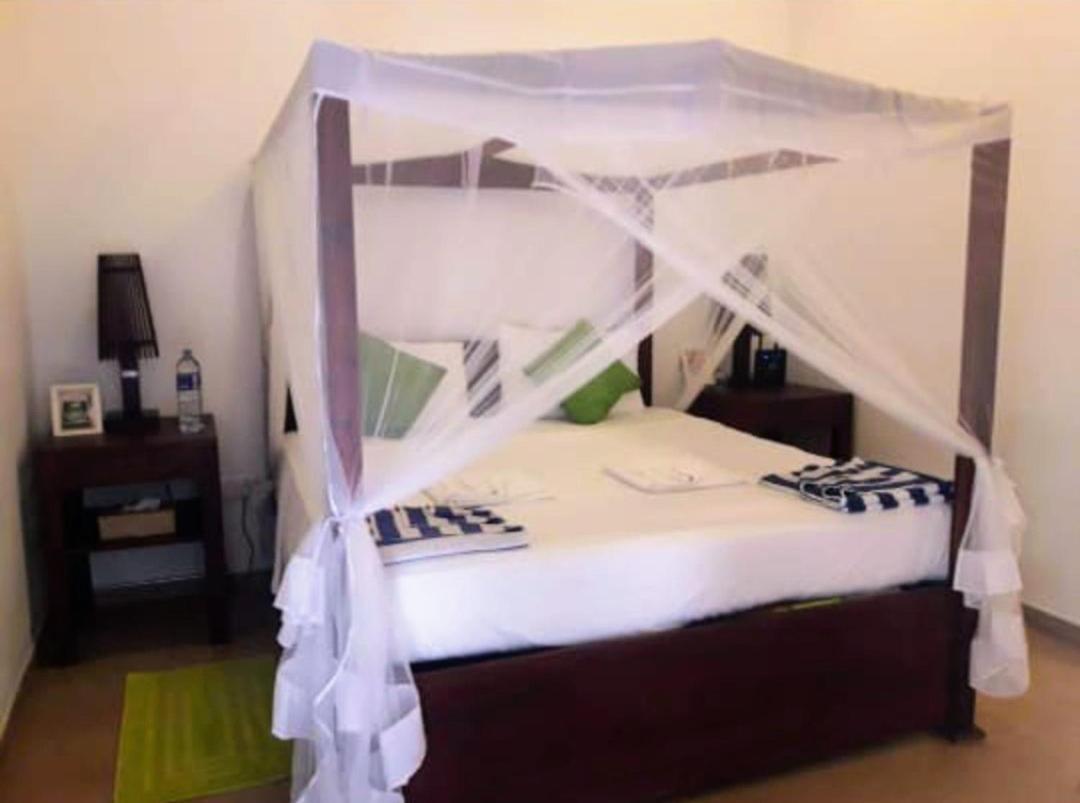 Beach House Kalukatiya - Family Villa, Seaview Room, Garden Room Dikwella Sur Exterior foto